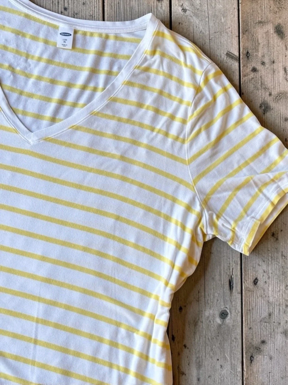 Old Navy Luxe Yellow White Striped V Neck Tee XL Soft Stretch Short Sleeve - Picture 5 of 8